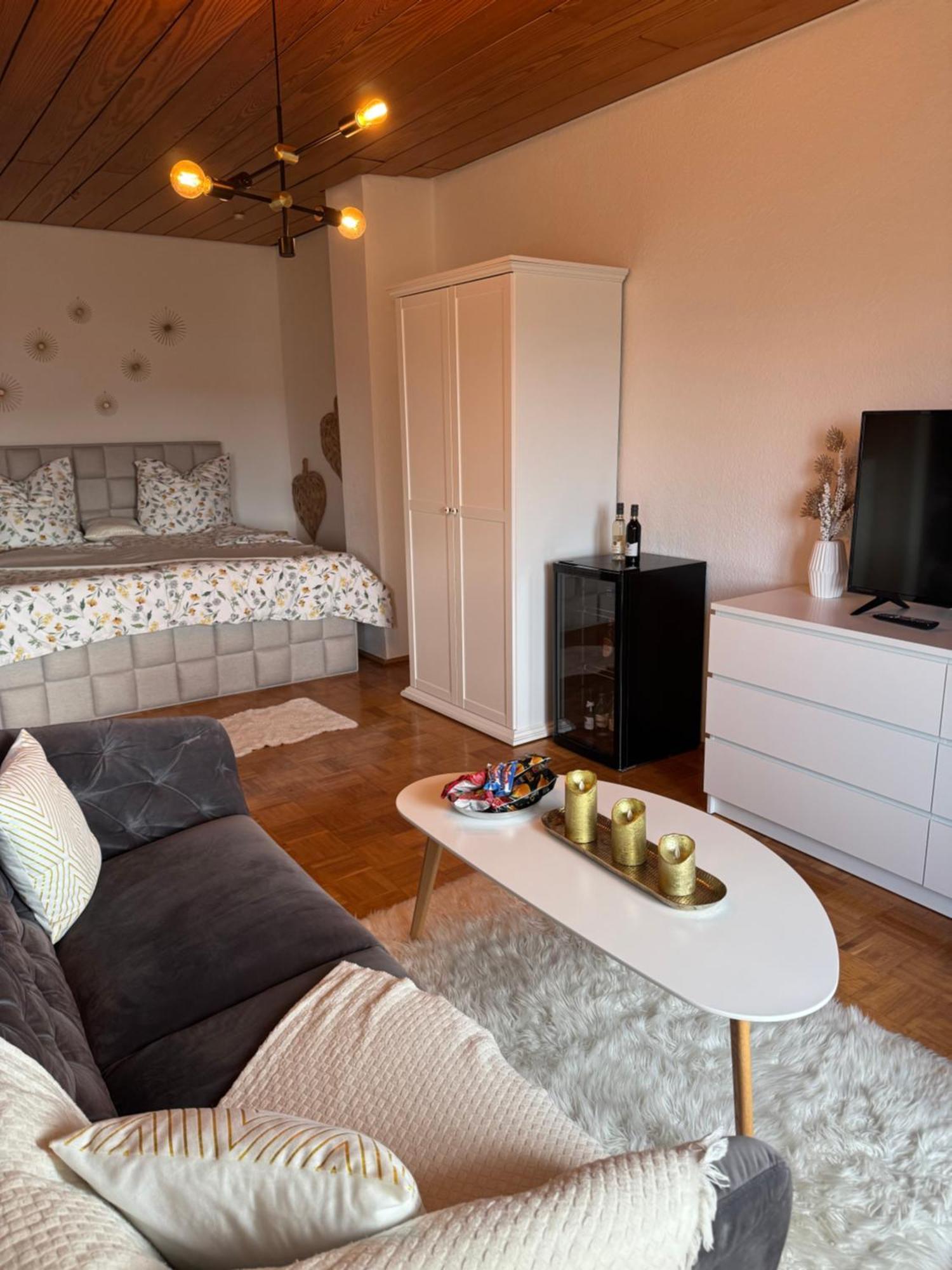 Ferienwohnung Christina บาดนอยเอินอาห์-อาร์ไวเลอร์ ภายนอก รูปภาพ